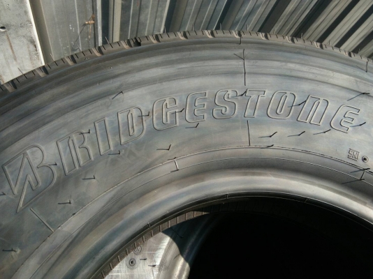 ขายยางใหม่ 750R16 บริดจสโตน ปี15 จำนวน 20 เส้นละ 2300 บาท
