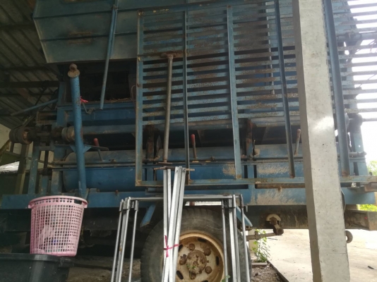 ขายรถนวดข้าว