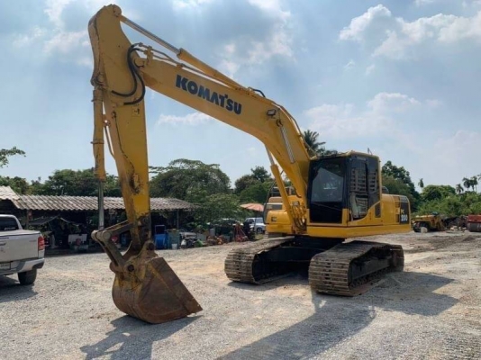 ขาย 1,680,000  KOMATSU  PC200-8 MO ทำงาน 8,600 ชม. มีไลน์หัวเจาะ ไฟฟ้าครบ เครื่องดี ปั้มแรง โช่หนา ช่วงล่างเต็ม เอวแน่น แอร์เย็น รถสวยพร้อมใช้งาน  เอกสารแจ้งจำหน่าย อยู่ นครปฐม   090-772-3710 090-772-3708