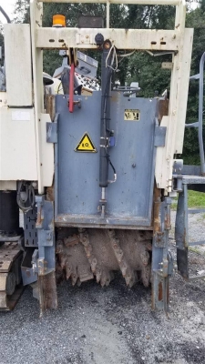 รถกัด Wirtgen W1000F ปี 2001 รถกัด Wirtgen W1000F ปี 2001