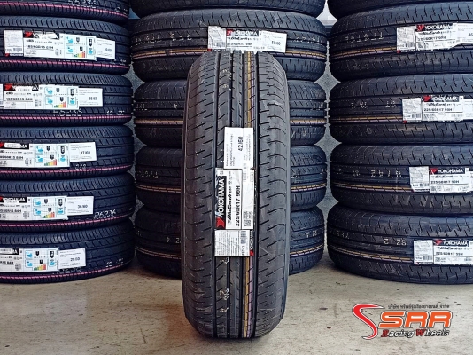 YOKOHAMA BluEarth E51 225/60R17 ยางใหม่ปี19 เส้นละ 5,900 บาท YOKOHAMA BluEarth E51 225/60R17 ยางใหม่ปี19 เส้นละ 5,900 บาท