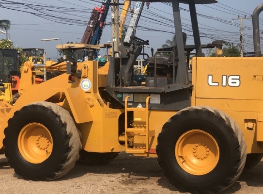 ขายรถตักล้อยาง TCM L16 นำเข้าเองจากญี่ปุ่น สภาพสวยพร้อมใช้งาน มีVDOการทำงานครับ