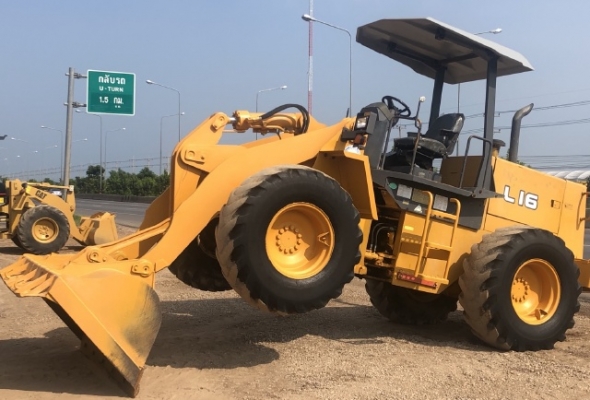 ขายรถตักล้อยาง TCM L16 นำเข้าเองจากญี่ปุ่น สภาพสวยพร้อมใช้งาน มีVDOการทำงานครับ