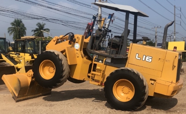 ขายรถตักล้อยาง TCM L16 นำเข้าเองจากญี่ปุ่น สภาพสวยพร้อมใช้งาน มีVDOการทำงานครับ