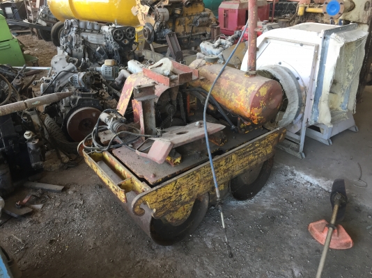 รถบดเดินตาม