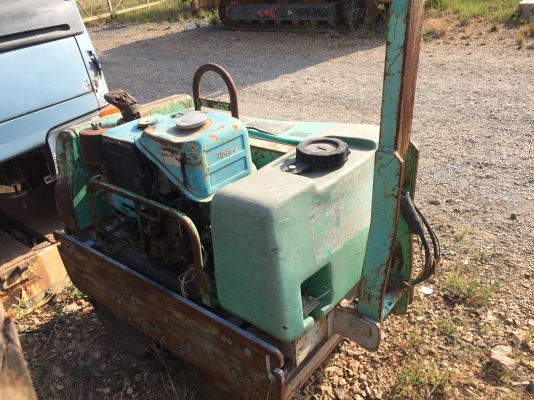 รถบดเดินตาม