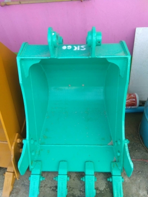 รับสั่งทำ บุ้งกี่ตักดิน บุ้งกี่วางท่อ บุ้งกี่ตักผัก บุ้งกี่ขุดร่อง ทั้งปากแคบ ปากกว้าง  รถเล็กรถใหญ่ รับทำทุกรุ่นคับ  รับประกันความแข็งแรง