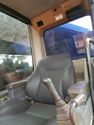 มีVDOขายCAT320C โซ่เฟรมสวย 13,390ชม.เอกสารเล่มทะเบียนราคา 950,000