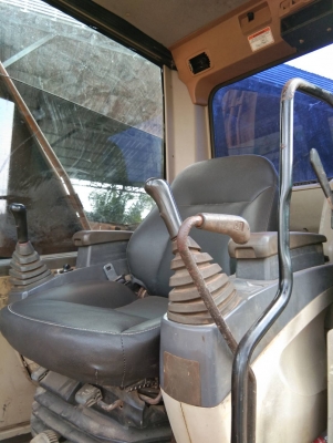 มีVDOขายCAT320C โซ่เฟรมสวย 13,390ชม.เอกสารเล่มทะเบียนราคา 950,000