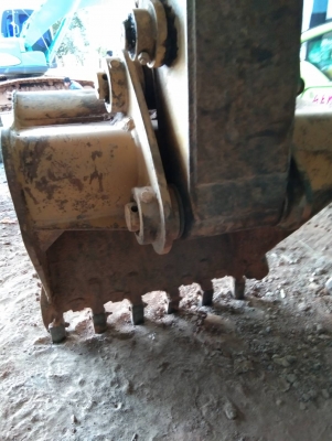 มีVDOขายCAT320C โซ่เฟรมสวย 13,390ชม.เอกสารเล่มทะเบียนราคา 950,000