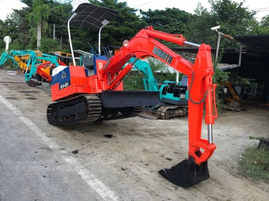 kubota kh8สภาพดีเก่าญี่ปุ่นมีใบอินวอยไม่เคยใช้ในไทย