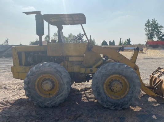 ขายด่วนรถตักkomatsu jh30