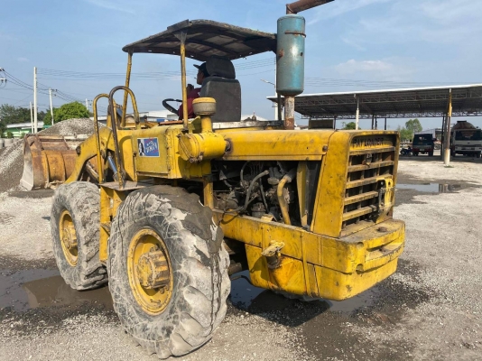 ขายด่วนรถตักkomatsu jh30