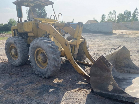 ขายด่วนรถตักkomatsu jh30