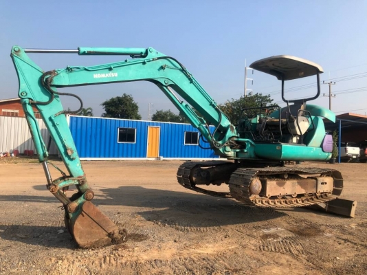 ขาย 295,000 KOMATSU pc 45-7E เครื่องดำ มีลายหัวเจาะเครื่องดี ปั๊มแรง เอวแน่น ช่วงล่างเต็ม รถสวยพร้อมใช้ เอกสารซื้อขาย รถอยู่ ปทุมธานี สามโคก 090-772-3710 090-772-3708