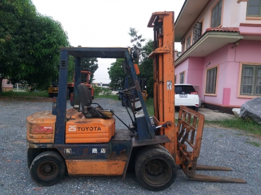 ขายรถยก TOYOTA 5FG25 เครื่องเบนซิน 4Y เสาสูง4เมตร งาเท ล้อหน้าคู่ ยกได้2.5ตัน เกียร์ธรรมดา รถนอกนำเข้า มีเอกสารรับรองการนำเข้า ติดต่อ 098-7962549 ขายรถยก TOYOTA 5FG25 เครื่องเบนซิน 4Y เสาสูง4เมตร งาเท ล้อหน้าคู่ ยกได้2.5ตัน เกียร์ธรรมดา รถนอกนำเข้า มีเอกสารรับรองการนำเข้า ติดต่อ 098-7962549