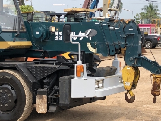 ขายรถเครน TADANO TR80M-1 (ขนาด 8 ตัน) ปี 1995 นำเข้าเองจากญี่ปุ่น สภาพสวยพร้อมใช้งาน มีVDOการทำงานคร