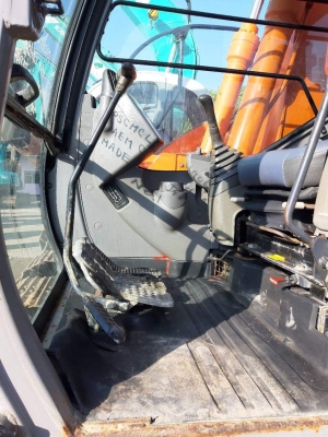 ขาย HITACHI ZX135US เก่านอกแท้  เดิมๆๆ  แทรคใหญ่ใบ 70  สภาพสวยมาก  โทร  089-3818694  จ๊อย