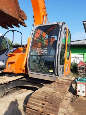 ขาย HITACHI ZX135US เก่านอกแท้  เดิมๆๆ  แทรคใหญ่ใบ 70  สภาพสวยมาก  โทร  089-3818694  จ๊อย