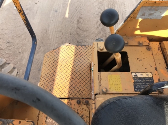 ขายรถตักล้อยาง KOMATSU 507 (3,XXX ชั่วโมง) นำเข้าเองจากญี่ปุ่น สภาพสวยพร้อมใช้ มีVDOการทำงานครับ