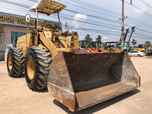 ขายรถตักล้อยาง KOMATSU 515 นำเข้าเองจากญี่ปุ่น สภาพสวยพร้อมใช้ มีVDOการทำงานครับ