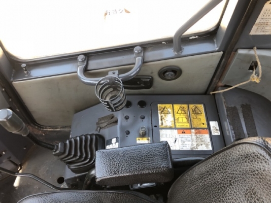 ขายรถตักล้อยาง KOMATSU WA80-3 นำเข้าเองจากญี่ปุ่น สภาพสวยพร้อม มีVDOการทำงานครับ