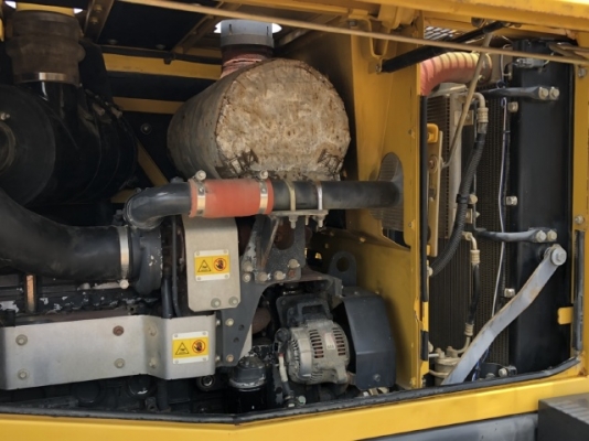 ขายรถตักล้อยาง KOMATSU WA320-6 รถนอกนำเข้าเองจากญี่ปุ่น สภาพสวยพร้อมใช้ มีVDOการทำงานครับ