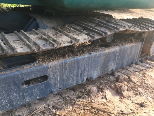 KOMATSU PC 20-7 รถบอดี้สวยมากครับ เครื่องยนต์เดิมๆแรงดีพร้อมทำงาน ปั๊มเดิม ช่วงล่างเฟลมไม่มีผุ โซ่ใบสภาพดี เอกสารสัญญาซื้อขาย ราคาต่อรองได้ครับ