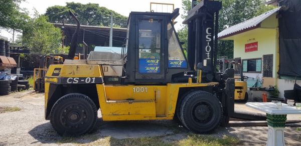 ขายรถยกโฟล์คลิฟท์ TCM ขนาด 11.5 ตัน เสาสูง 3 เมตร ติดตั้งอุปกรณ์พิเศษไซด์ชิฟ (รถนอก )ญี่ปุ่น ด่วน รถหลุดจอง