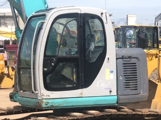 ขายรถขุด KOBELCO SK135SR ลายหัวกระแทก นำเข้าเองจากญี่ปุ่น สภาพสวยพร้อมใช้ มีVDOการทำงานครับ