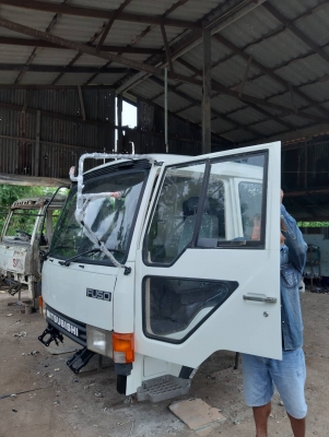 ขายหัวสิบล้อ Mitsubishi พร้อมใช้งานราคา 65000 บาท