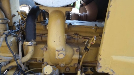 รถแทรคเตอร์ตีนตะขาบ CAT D4H-2