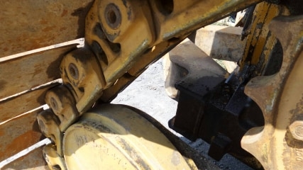 รถแทรคเตอร์ตีนตะขาบ CAT D4H-2