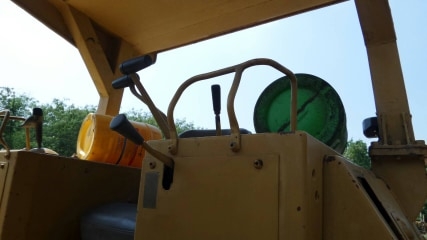 รถบด CAT CS 563