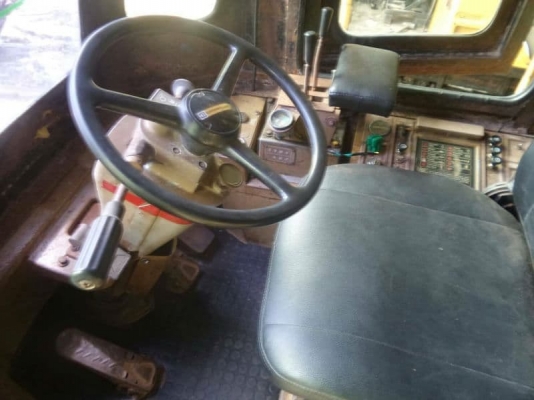 รถตัก CAT 950E