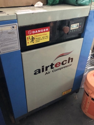 ปั้มลมสกรู 10 แรง สวยสภาพใหม่ ใช้งานได้เลย ปี 2015 ขายถูก