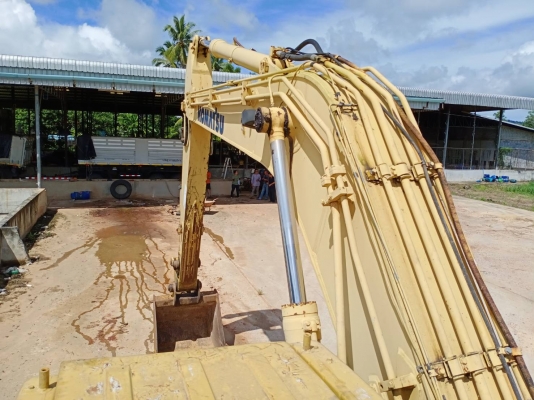KOMATSU PC210-6K LC เอกสารเล่ม มีระบบหัวกระแทก ราคา 600000