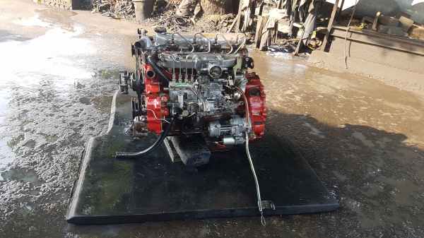 ขายเครื่องยนต์hino wo4D ข้อstd ติดดีแต่หลวม