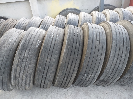 ยางอัดดอก1000-20/11R22.5 สำหรับรถดิน0945586163