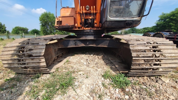 ขายHITACHI EX200-3 เอวแน่น แอร์เย็น รถทำงานได้ปกติ ราคา 450,000 ขายHITACHI EX200-3 เอวแน่น แอร์เย็น รถทำงานได้ปกติ ราคา 450,000