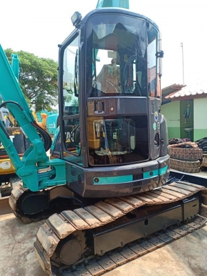 ขายKOBELCO SK40SR-3. เก่านอกแท้  มีลายแย๊ก  ใช้งานมาน้อย  โทร 089-3818694  จ๊อย