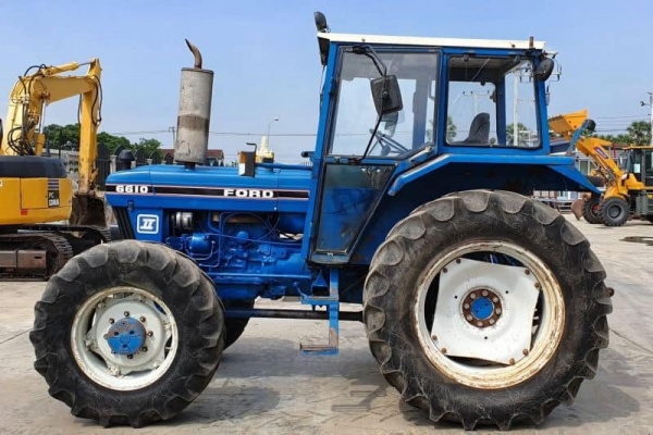 ขายด่วนพิเศษลดกระหน่ำ325,000บาทรถไถ FORD 6610 หัวเก๋ง 4WD 2เเพลา4สูบสีเดิมรถนอกเพื่งนำเข้ามาใหม่ สถาพดีพร้อมใช้ มีเอกสารอินวอยสนใจคลิ๊ก ☎ 081-989-1989 หรั่งครับ