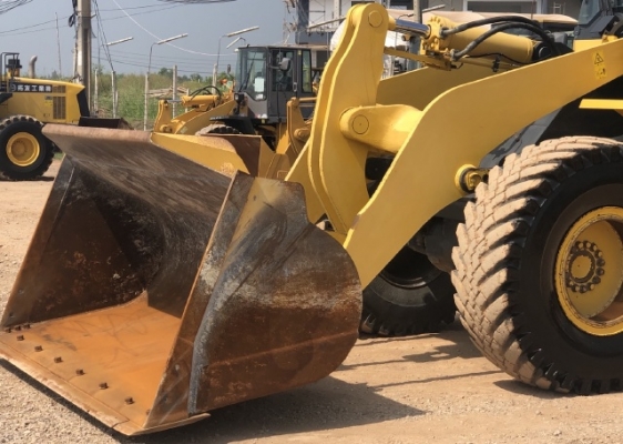 ขายรถตักล้อยาง KOMATSU WA320-6 นำเข้าเองจากญี่ปุ่น สภาพสวยพร้อมใช้งาน มีVDOการทำงานครับ