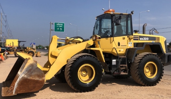 ขายรถตักล้อยาง KOMATSU WA320-6 นำเข้าเองจากญี่ปุ่น สภาพสวยพร้อมใช้งาน มีVDOการทำงานครับ