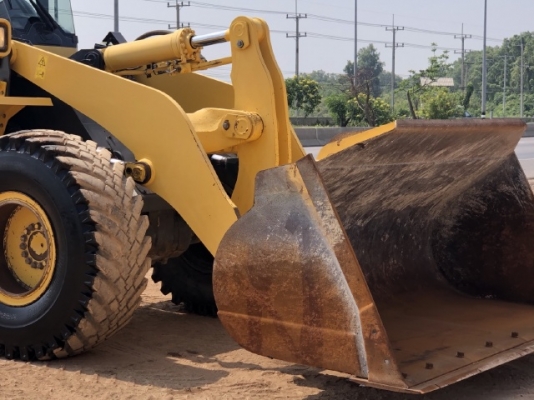 ขายรถตักล้อยาง KOMATSU WA320-6 นำเข้าเองจากญี่ปุ่น สภาพสวยพร้อมใช้งาน มีVDOการทำงานครับ