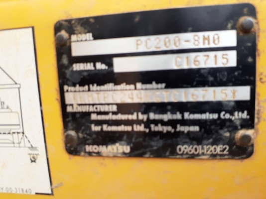 ขายKOMATSU PC200-8MO กล้องหลัง5,500ชม.ยังอยู่ในPM7000ชม.ของบริษัทเอกสารอินวอยราคา 2,100,000