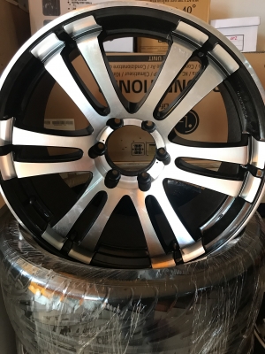 แม็ก 20 กว้าง 9นิ้ว4วงใส่กระบะ  ชอบลดได้ครับ