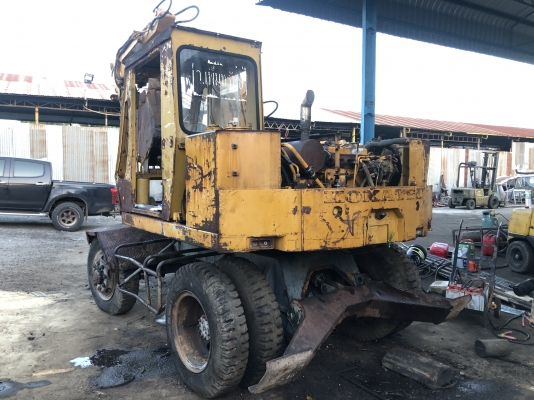 KOMATSU. PW60-1 2เพลาล้อยาง