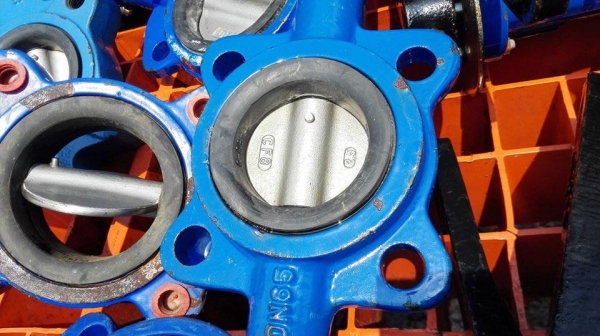 วาล์วผีเสื้อใบสเตนเลส(ButterflyValve)TYCO ใบพัดปิดแบบสเตนเลส ขนาด 2.5&rdquo; / 3&rdquo; งานหนาอย่างดี เข้ามาหลายตัว ของสแปใหม่เก่าเก็บ