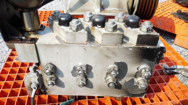 ปั้มฉีดน้ำแรงดันเก่าญี่ปุ่น WOMA GERMANY Press Max 250 bar / Q 215 L/Min ใช้กับมอเตอร์ 100-125 HP สดนอกตัดตู้จากญี่ปุ่น เข้ามา 2 ตัว สภาพสวยพร้อมใช้